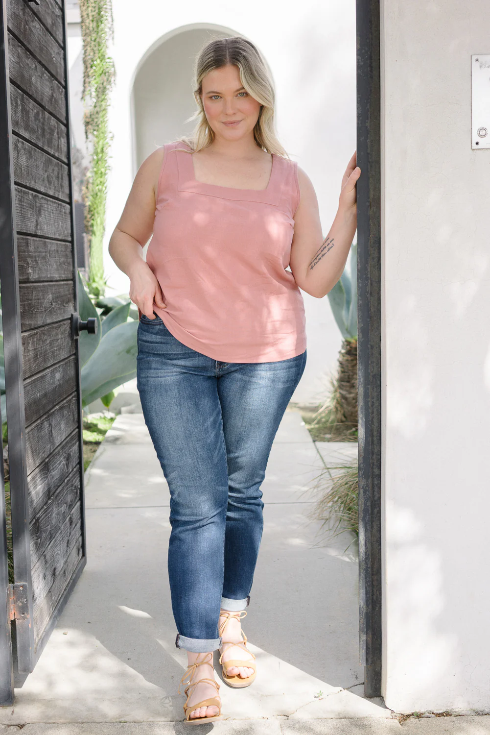 Annie Classic Cuffed Slim Fit - PLUS