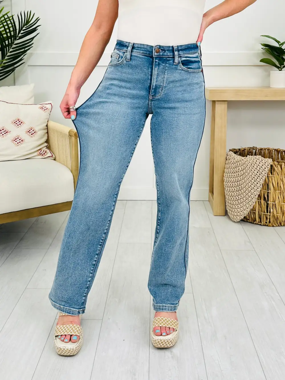 Judy Blue Don't Be Late Straight Leg Jeans