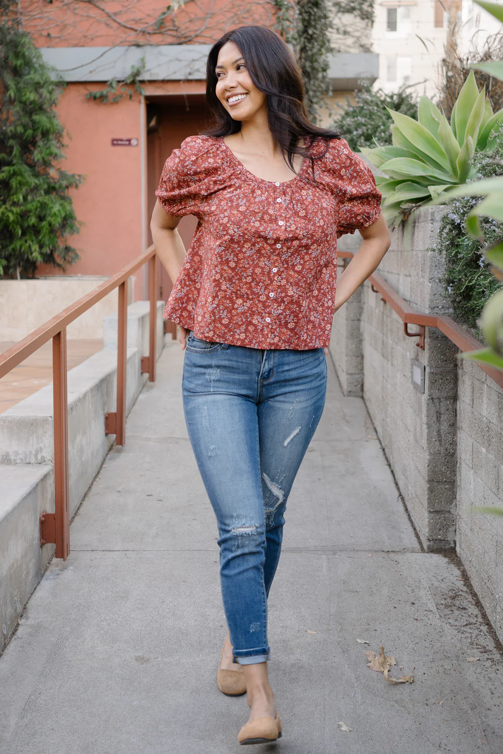 Farrah Mid-Rise Relaxed Fit Distressed Jeans