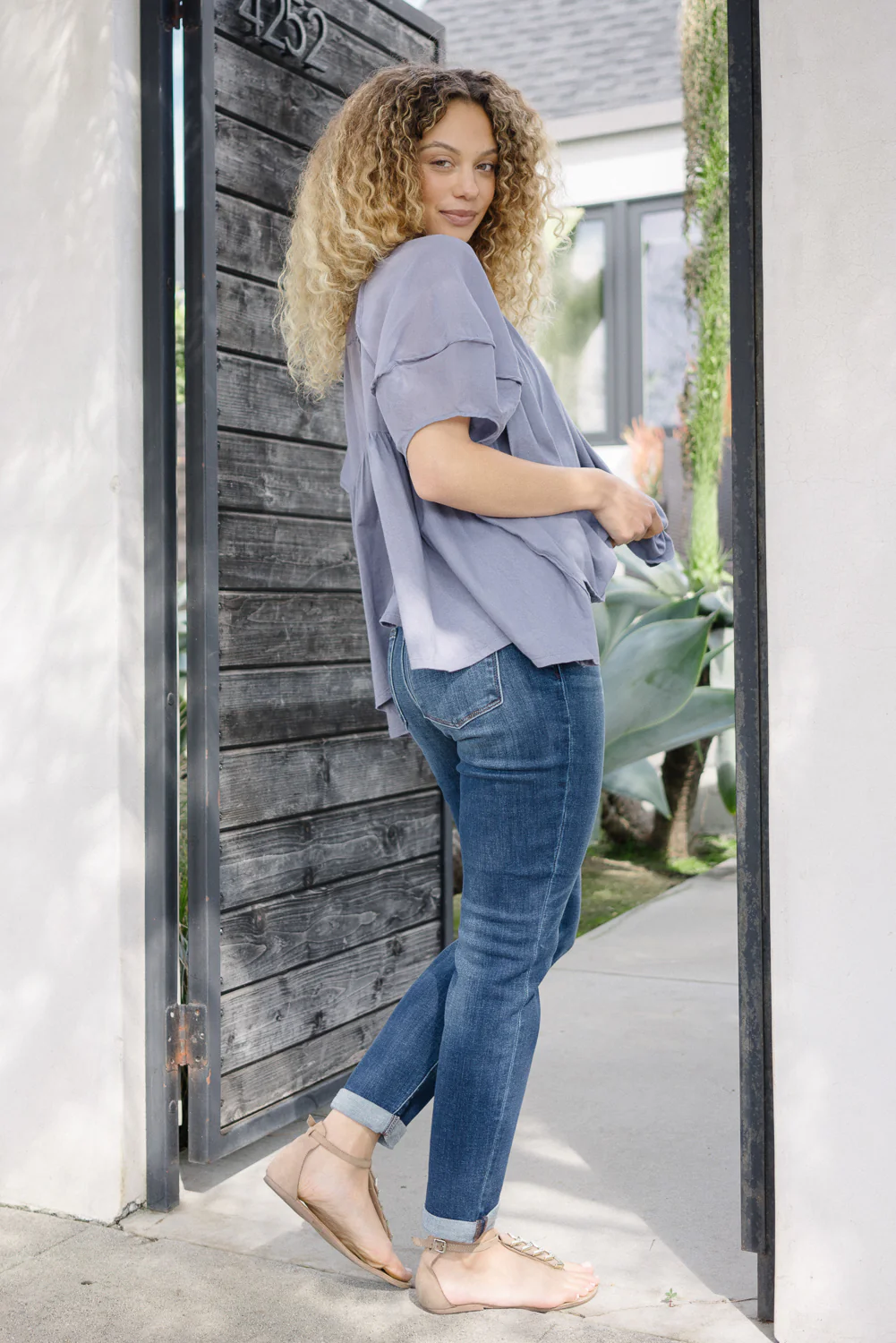 Annie Classic Cuffed Slim Fit