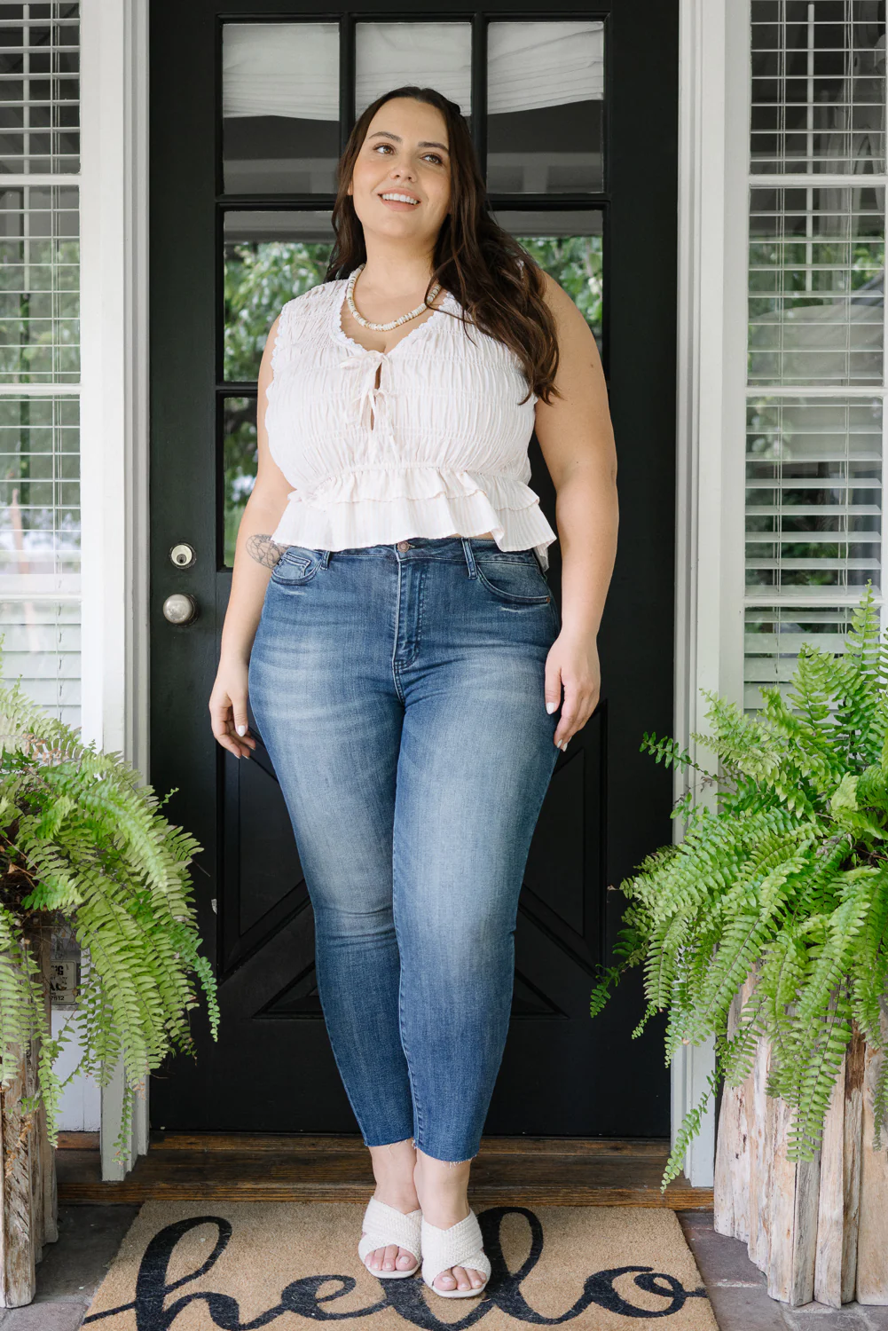 Chase High Rise Raw Hem Relaxed Fit - PLUS