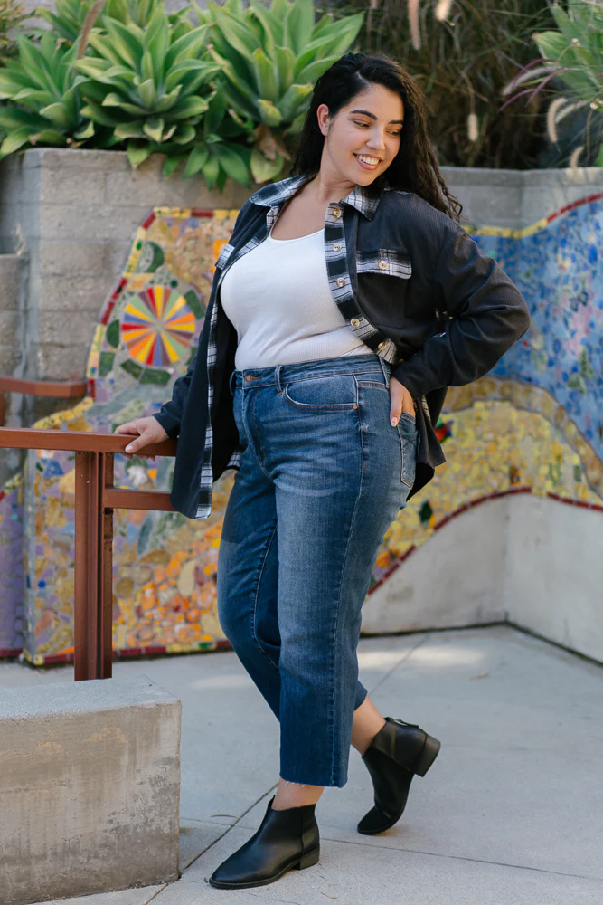 Dolly High Rise Back Pocket Classic Cropped Wide Leg Jeans - PLUS