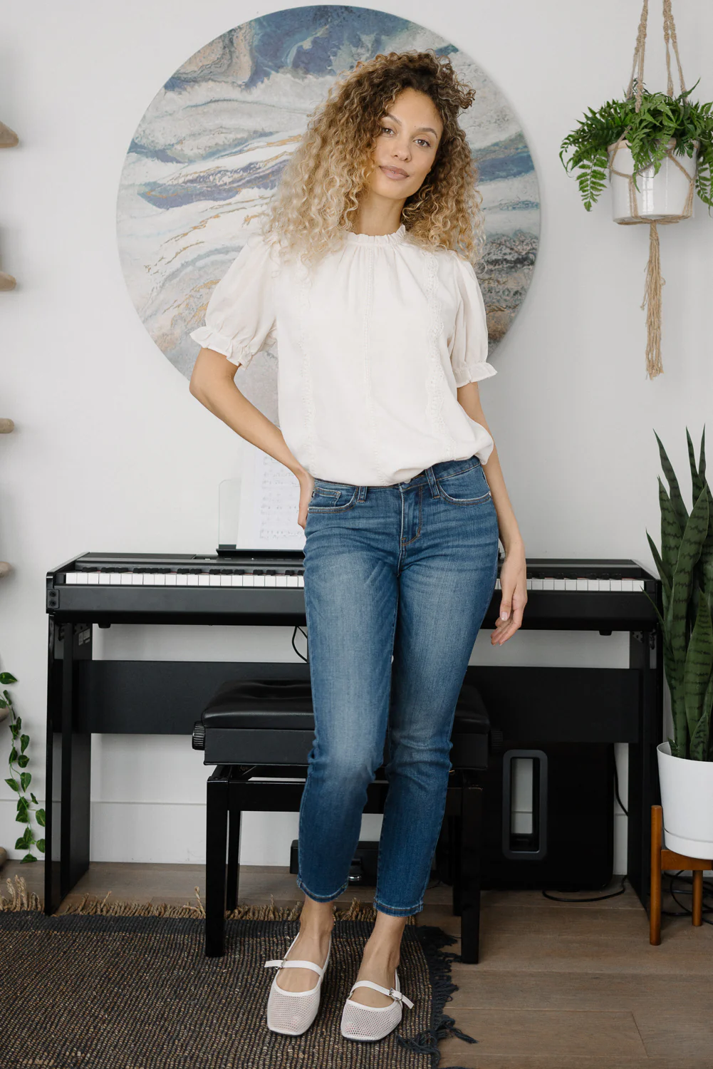 Abbey Relaxed Fit in Vintage Wash