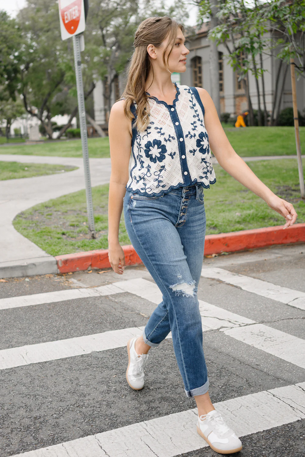 Tiffany Totally Chill Button-Fly Boyfriends