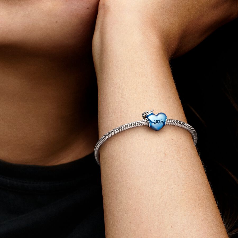 Blue 2023 Graduation Heart Charm