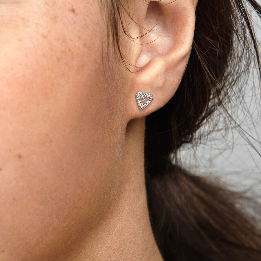 Sparkling Freehand Heart Stud Earrings
