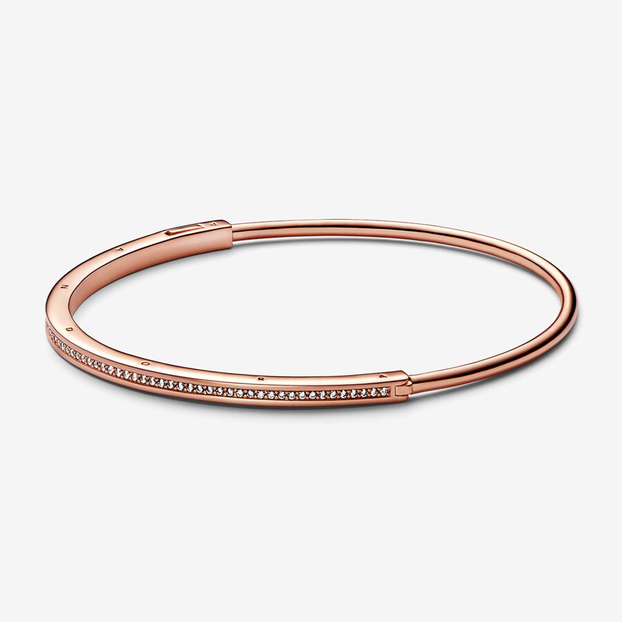 Signature I-D Paevacute Bangle