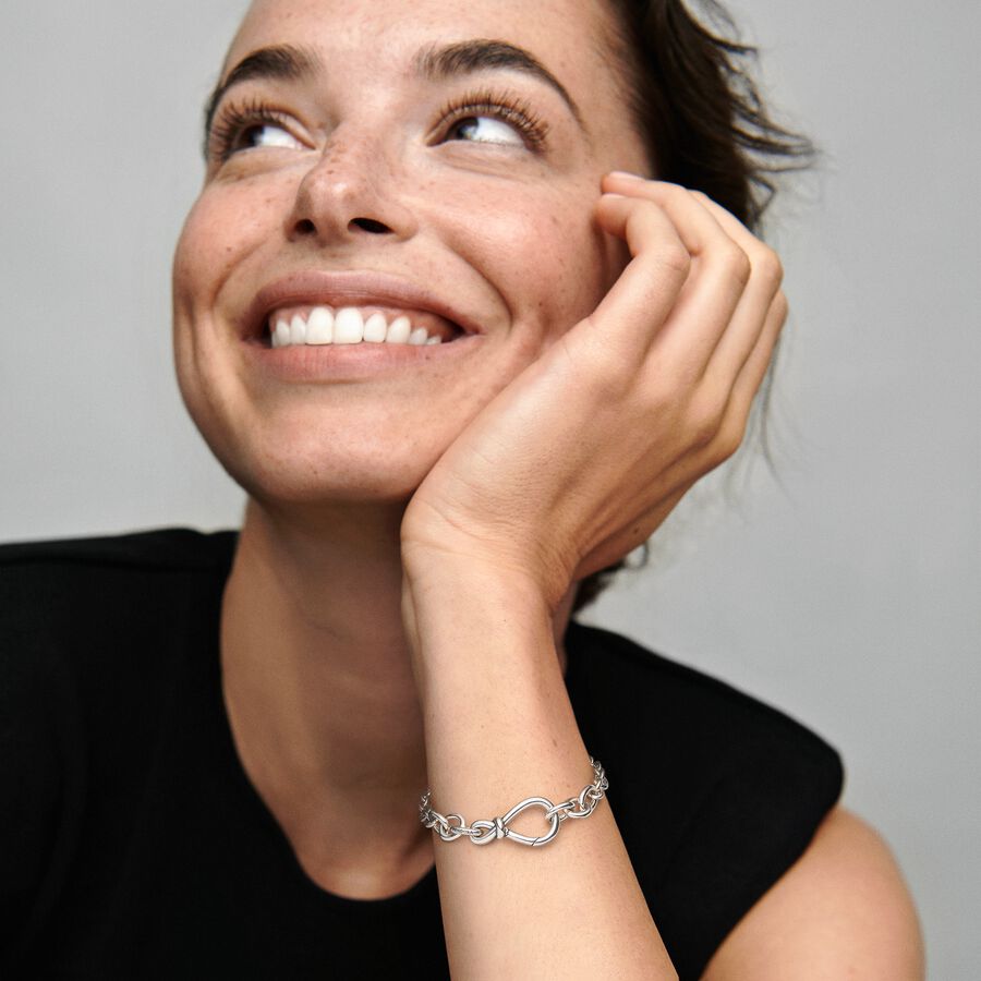 Chunky Infinity Knot Chain Bracelet