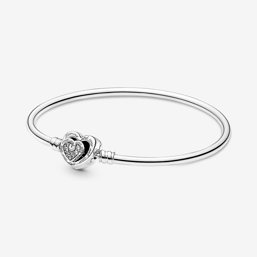 Moments Entwined Infinite Hearts Clasp Bangle